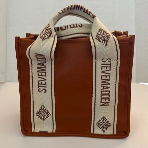 ⭐️Host Pick ⭐️ Steve Madden Bwebber Convertible Bag True Cognac - Picture 3 of 14